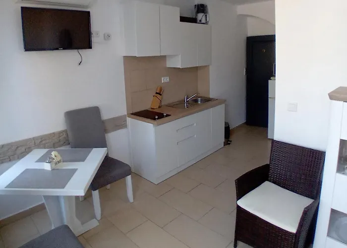 Vivi Studio Apartments